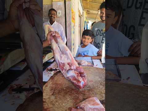 CHUKKA MUTTON ROYAL MUTTON SHOP KARIMNAGAR #kiranmeatcutting #meatcuttingstyle #karimnagar