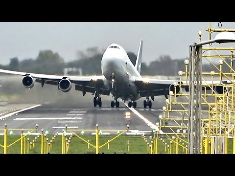 747 Drifts Off The Runway Centerline