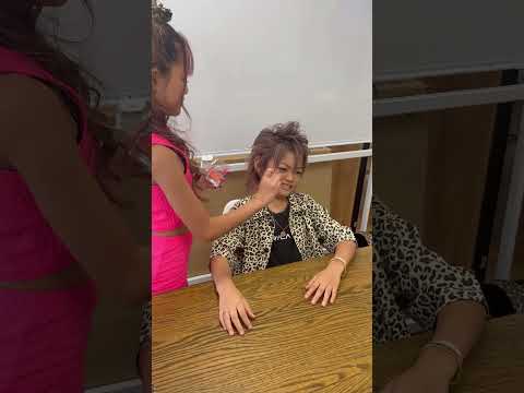 【ちゅけりゅあシリーズ18】ちゅけにチークを塗り出すりゅあ🤣w #shorts #ちゅけりゅあ #小学生カップル【撮影の合間】