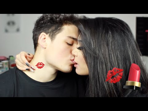 KISS CHALLENGE 💋 💄 MelissaTani