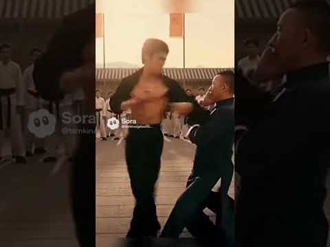 A Mock Battle between Bruce Lee and ip man #aishorts #kungfu #martialarts #skills #kick #trend #fyp