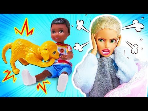 Barbie garde de petits polissons👧🧒 Jeux avec Barbie pour filles en français