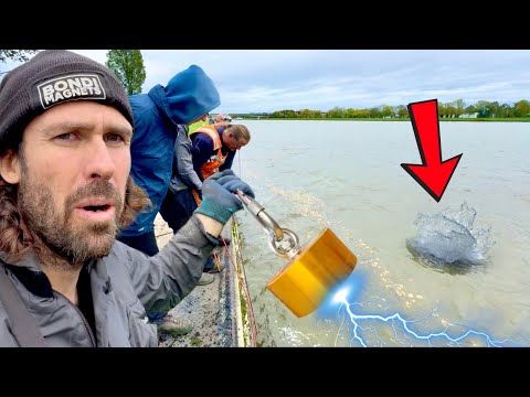 I Found Jewelry & Stolen Safes In The River Magnet Fishing!