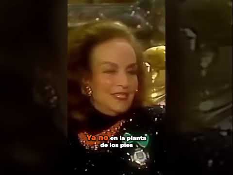 "La belleza está en la planta de los pies" María Félix le cuenta a Verónica Castro