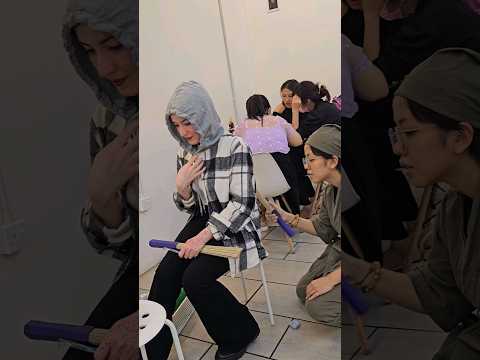 دفعت فلوس للناس حتى يضربوني بالخيزران 😅🤣