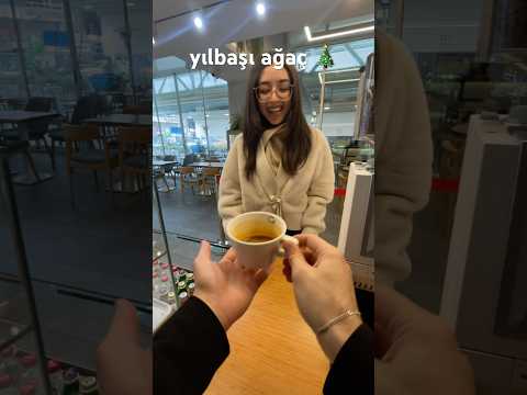 yılbaşı ağacı çizdi 🎄￼