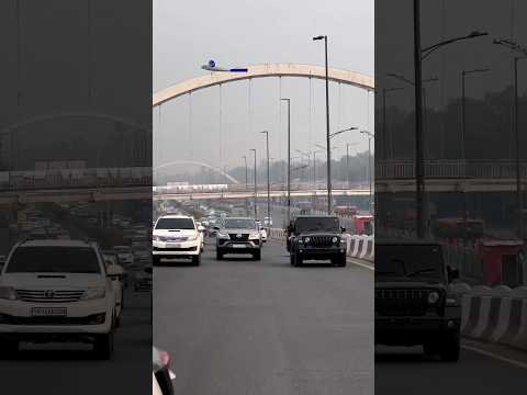 Daku 😈2023 Fortuner Vs Thar & Old Fortuner Driving #trendingshorts #fortuner #thar #youtubeshorts