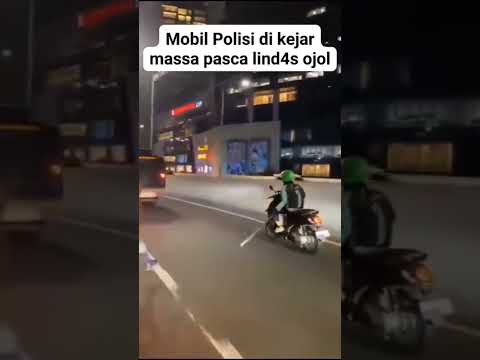 PENGEJARAN MOBIL POLISI