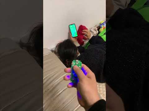 This time my girlfriend has a memory hahahaha. Bluetooth remote control of mobile phone