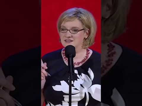 Wait… Free dinners? 🍽️ #sarahmillican #britishcomedy #standupcomedy