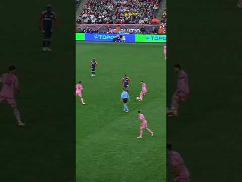 Lionel Messi Majestic Dribbles 27/04/2024