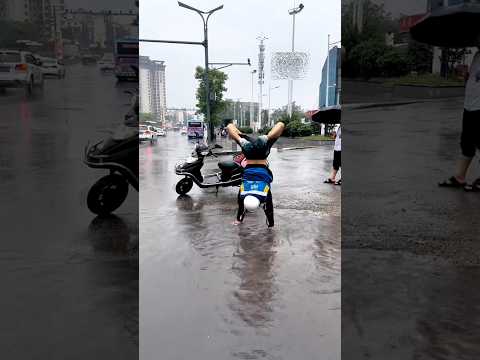 A currency note was found inside the water. #shortvideo