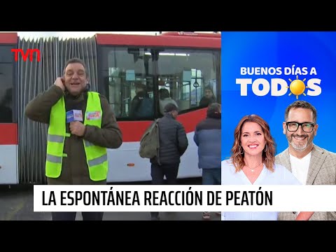 "Como las hue..": La espontánea reacción de peatón frente al caos por semáforos apagados | BDAT
