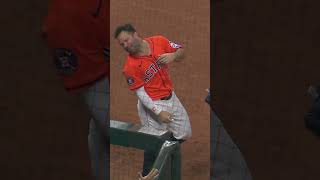 Jose Altuve takes an elbow to the nose 🤕 #astros #houston #baseball #mlb