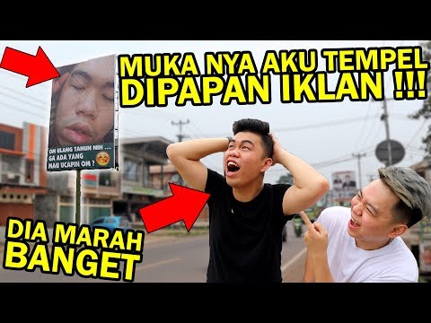 Reaksi TEMEN LIAT MUKANYA Di PAPAN IKLAN JALAN!
