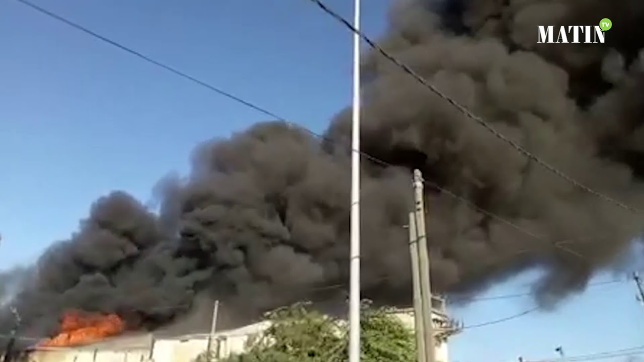 Un incendie déclenché dans une usine de textile à Lahrawiyine à Casablanca