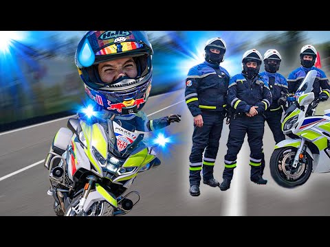J'INFILTRE la Police CRS à moto : arrestations et pilotage !