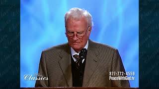 WHY MUST YOU LOVE GOD FIRST BEFORE HE HELPS YOU? – Billy Graham’s Sermon That Shook America