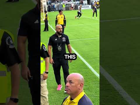 Messi Let His Bodyguard Play Football