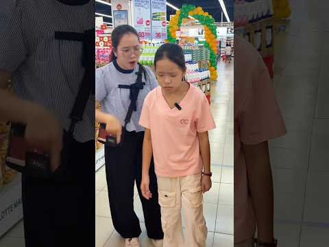Nhà bánh nhóc còn đòi mua nữa /ÚtKha_nè #shortvideo #funny #giaitri