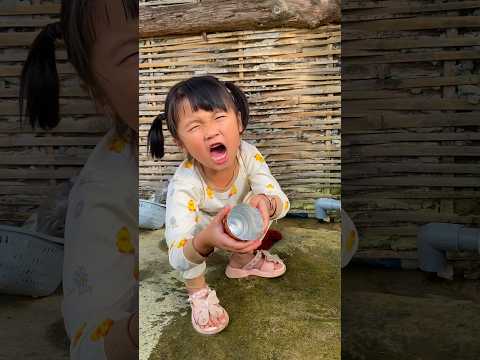 Please eat with me #funny #cute #food #viral #shortvideo #shorts #youtubeshorts #video