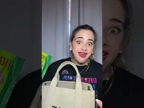 Cosa c’è nella mia borsa 👜? #whatsinmybag #bag