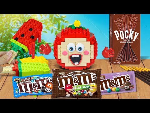 LEGO Latenight Mukbang: Yummy Bites Crispy M&M’s chocolate | ASMR & Stop Motion Video