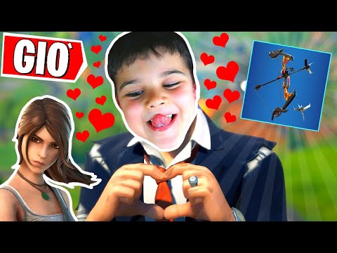 MIO NIPOTE SI È INNAMORATO DI LARA CROFT E DEL SUO ARCO RAMPINO!