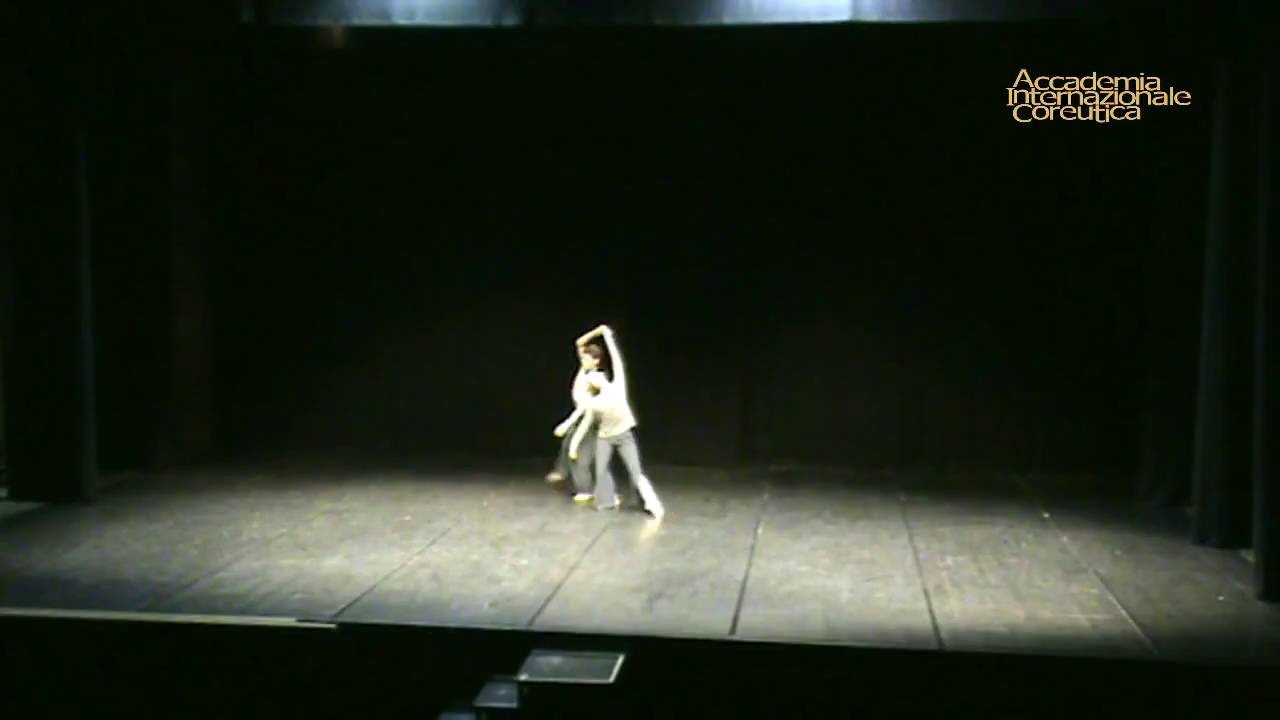 Elena Cardone