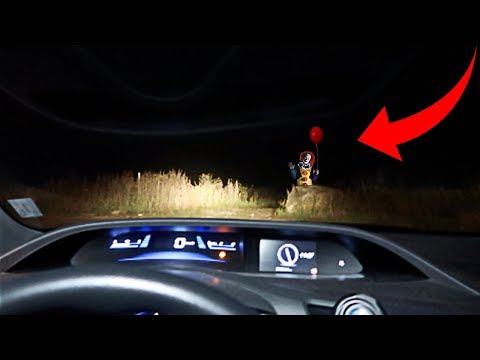 CLOWN HUNTING | USING CLOWN SPOTTER APP TO LOOK FOR CLOWNS!! *DO NOT TRY THIS*