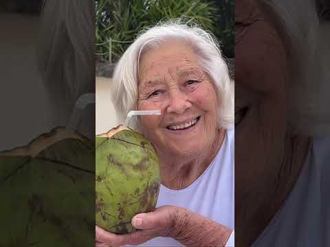 @VOVOSTIKTOKERS : “PÉ NA AREIA”