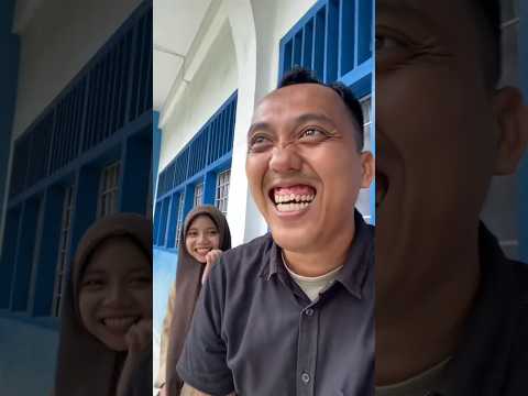 MENGHIBUR SISWI YANG SUKA MENYENDIRI