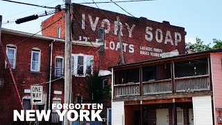 I Explored Forgotten Old Towns Along The Abandoned Erie Canal