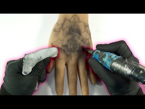 NO DEBERÍA HABER TATUADO UNA MANO 😨 (cuando tatuadores profesionales vean esto me matarán) | Cap. 2