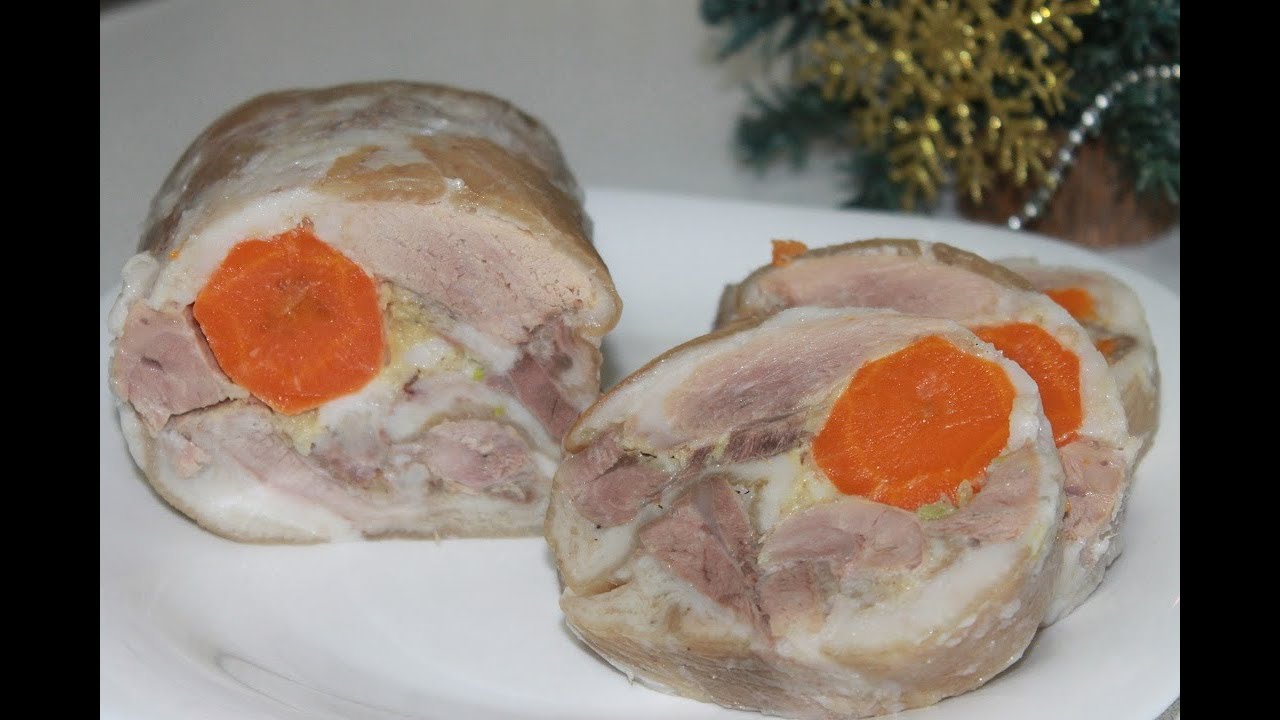 Рулет из свиной рульки, с начинкой, очень вкусный