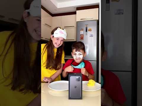 Короче Тикток Челлендж Сладкая Вата 😂 Старшая сестра против Младшего брата #shorts