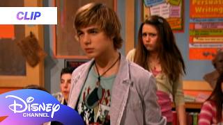 When Jake Gets the A-List Treatment in Class 🙄📝 | Hannah Montana Throwback | @disneychannel