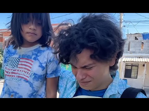 Le dimos recompensa millonaria a joven albañil para salvar a su hermanita 😭 Lloramos