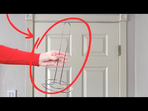 Stick a paper towel holder on your door BRILLIANT!