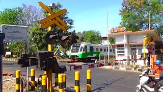 Perlintasan Kereta Api Margomulyo (Update Sirine September 2025)