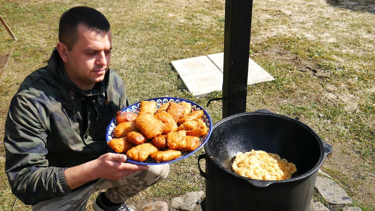 Рыба в пивном кляре в казане на костре
