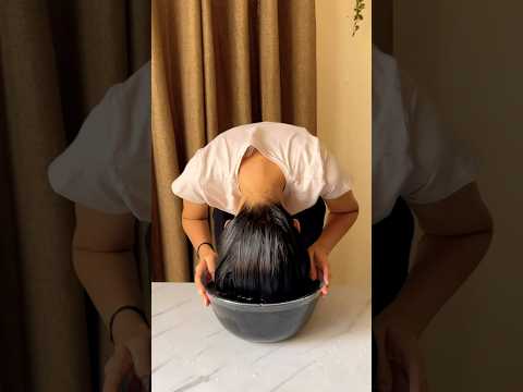 Frizz Free Hair Hack✅#haircare #hair #skincare #viralvideo #skincare #makeup #diy #youtubeshorts