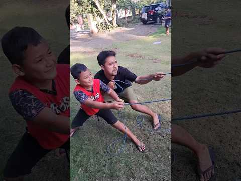 Adu layangan sama bocil #layangan #bocil #layanglayang #layanganputus #shorts #komedi #lucu #viral