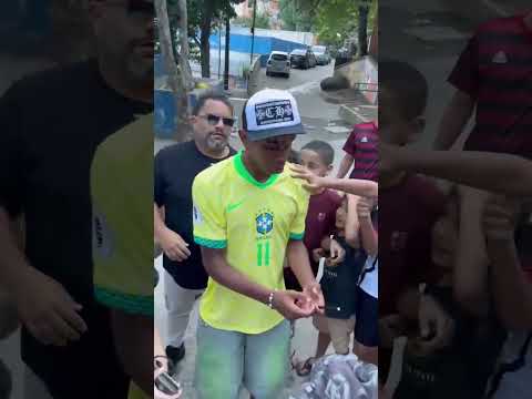 Lamine Yamal de paseo por Brasil 🇧🇷💙 ¡Relax total de vacaciones!