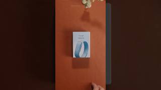 Unboxing the FitBit Air!