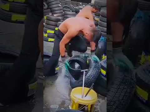 Increíble Precisión! Mira Cómo Empacan Neumáticos para el Envío 🚚