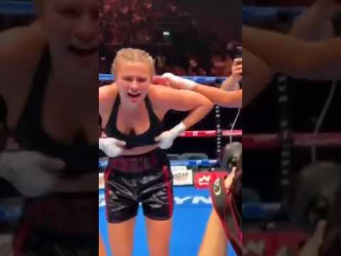 Раздевшейся боксёрше грозит ДИСКВАЛИФИКАЦИЯ 🤬!! || #бои #ufc #мма