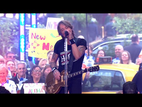 Keith Urban - CHUCK TAYLORS (Live From The TODAY Show)