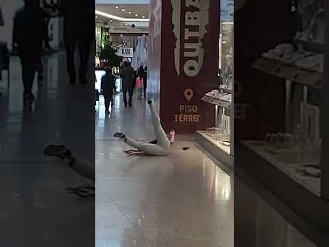 COMO PASSAR VERGONHA COM O DESAFIO DO TIRO! 😳