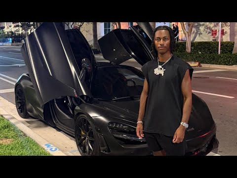 I BOUGHT A MCLAREN 720S IN MIAMI!